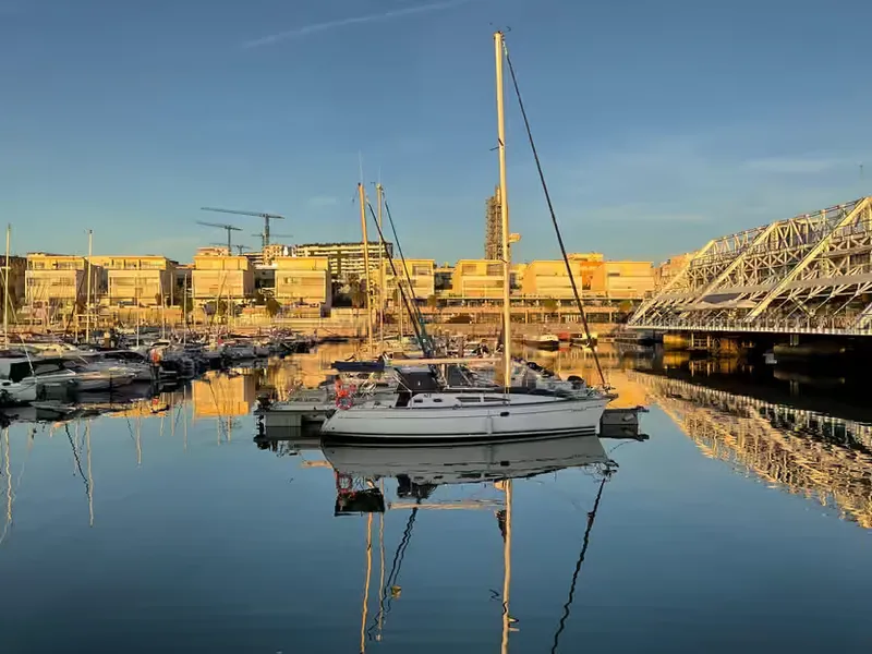 Meditation & Yoga on a Boat in Lisbon